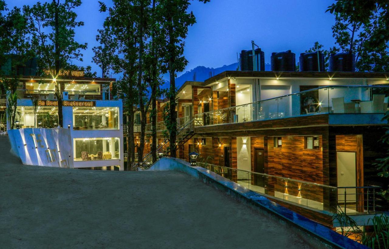 The First View Resort Lansdowne Zewnętrze zdjęcie